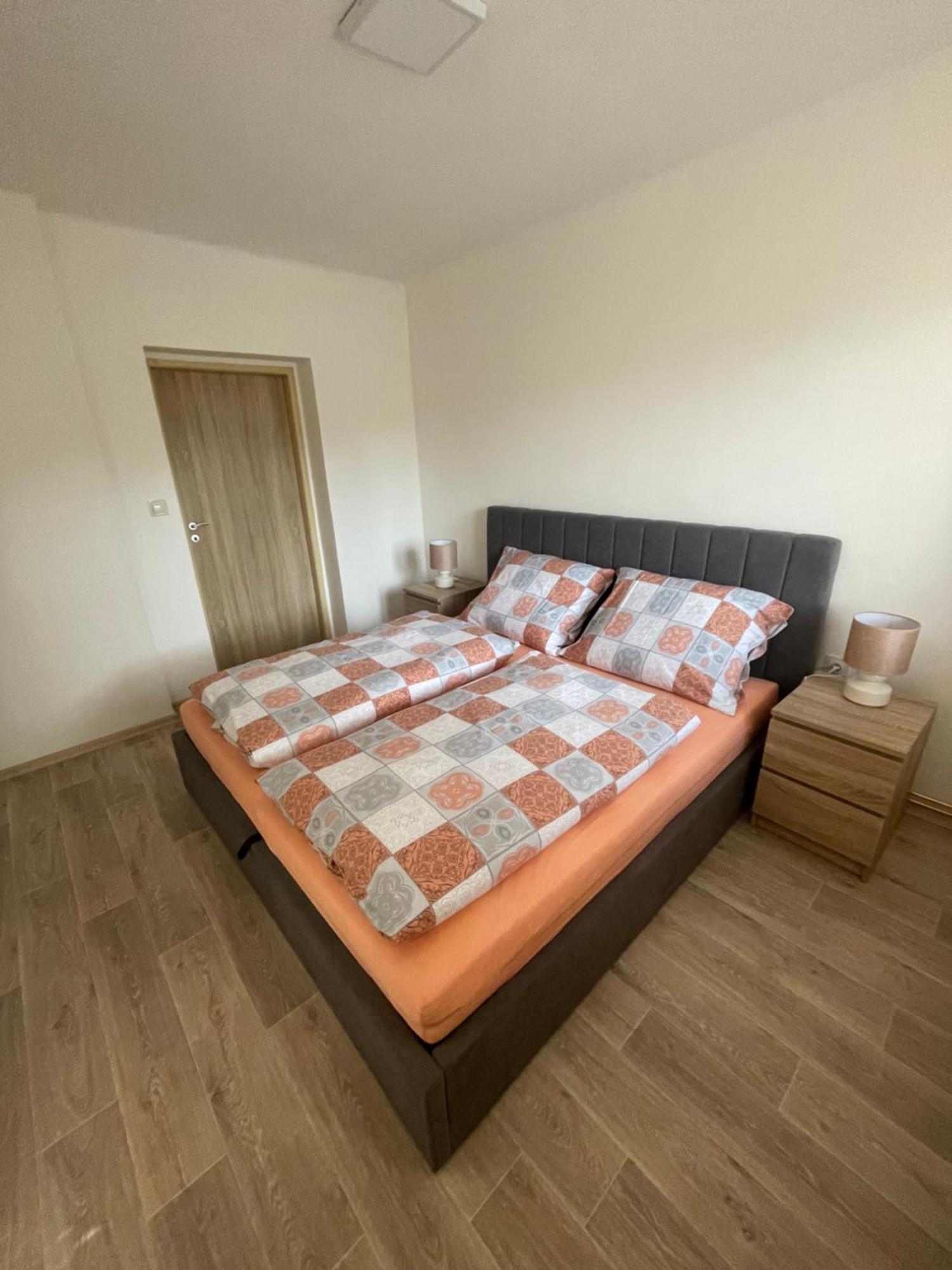 Apartmany Ferie Decin Buitenkant foto