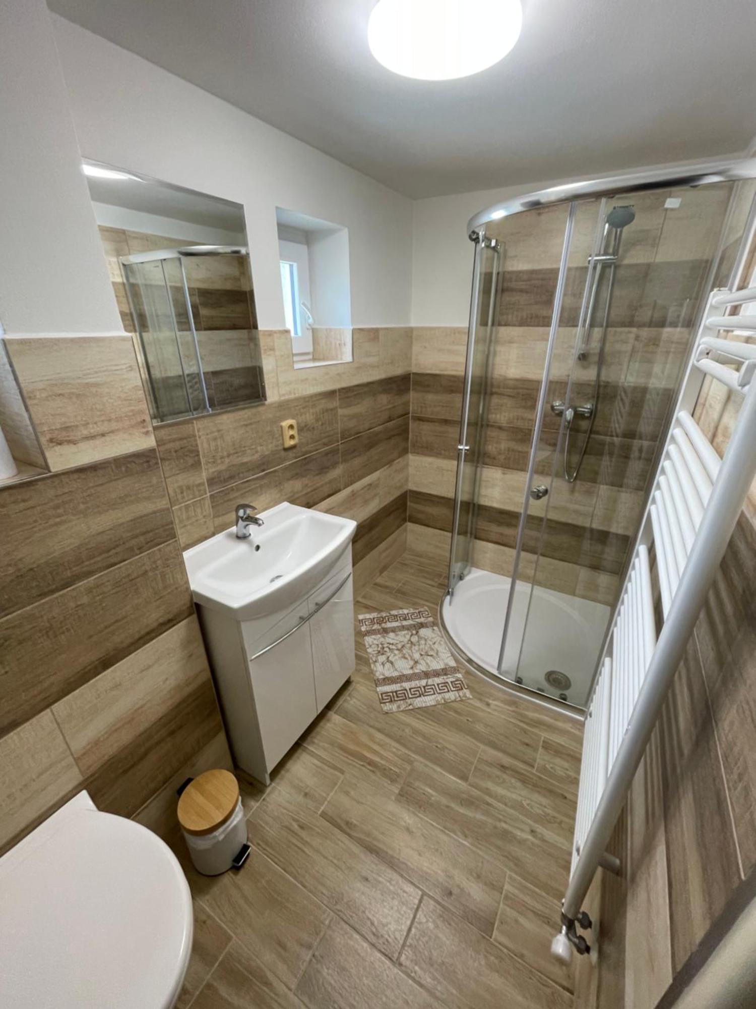 Apartmany Ferie Decin Buitenkant foto